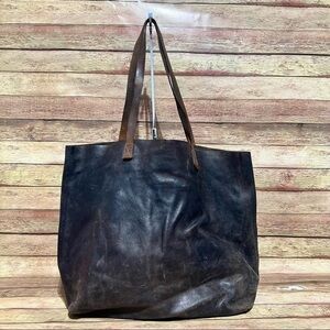 1932 Leather Shoulder Bag